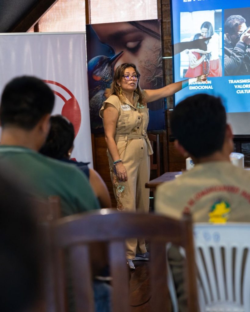 Mariel Jumpa y la moda regenerativa: "La sabiduría ancestral del Sur Global es tan prioritaria como hablar de innovación" 2 WhatsApp Image 2025 10 29 at 20.26.19