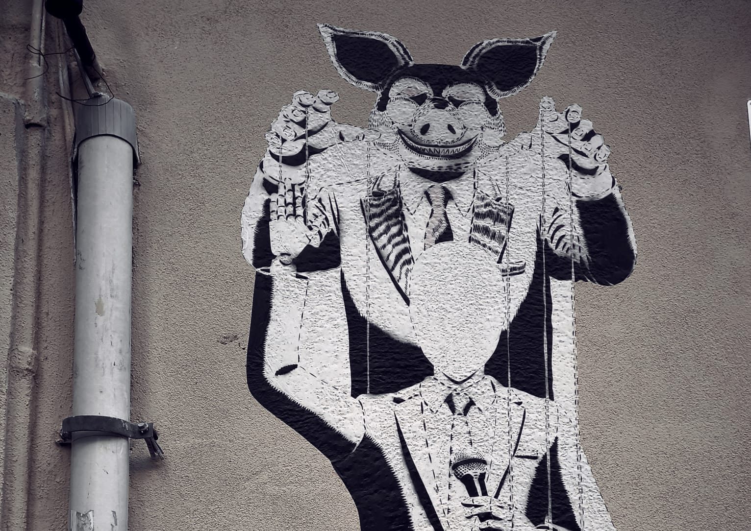 Instinto anarquista: ¿Por qué desconfiar del poder propio? 1 WhatsApp Image 2025 10 30 at 14.41.06 e1761832789182