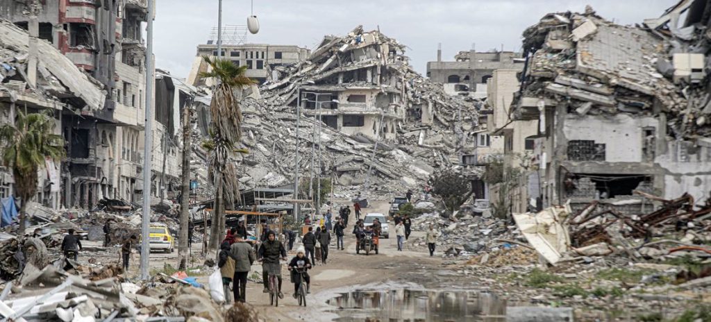 febrero UNICEFMohammed Nateel Los gazaties regresan a sus vecindarios devastados en el norte de Gaza.