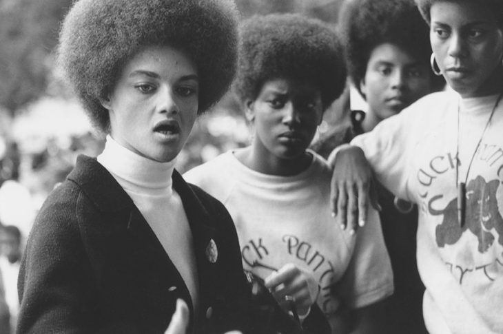 panteras negras mujeres al frente