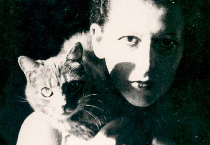 Claude Cahun Self Portrait With Cat 1927