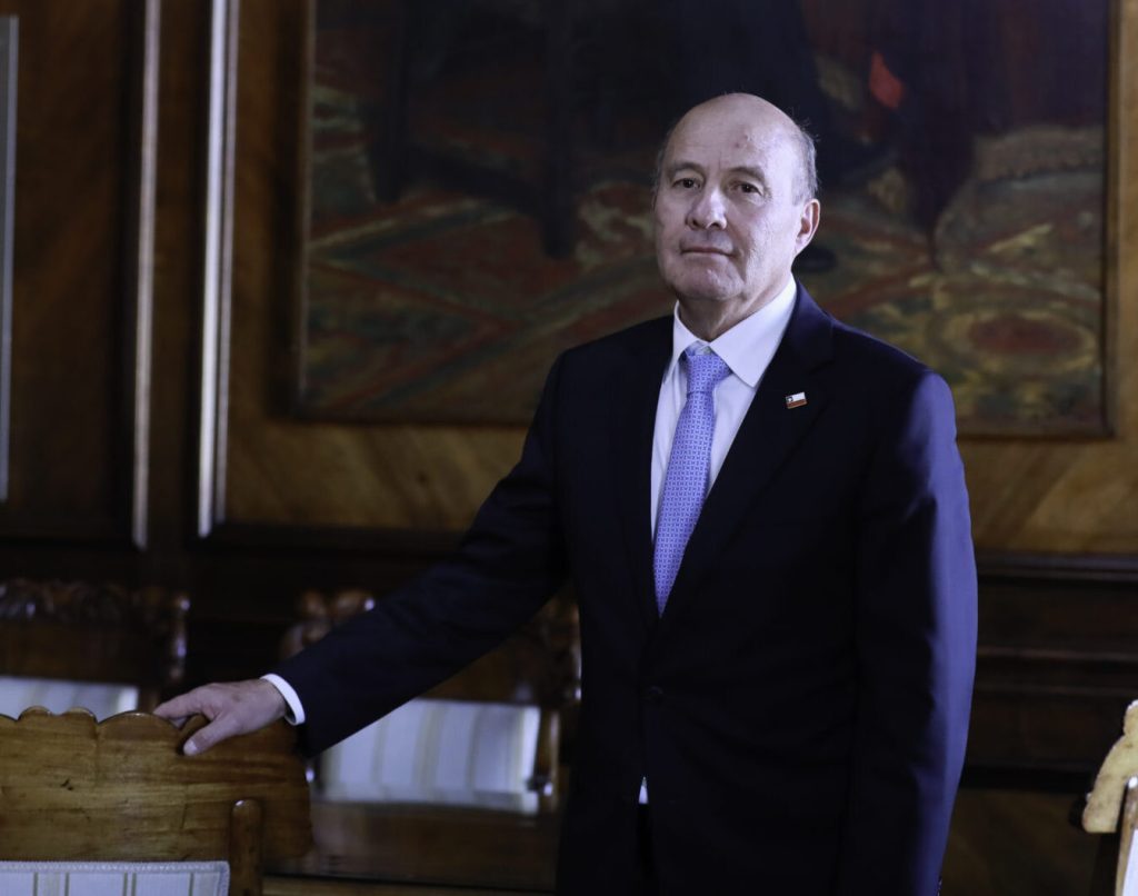 La megarreforma del Gobierno: Chile en liquidación 1 Llegada Ministro Quiroz scaled e1773319876981