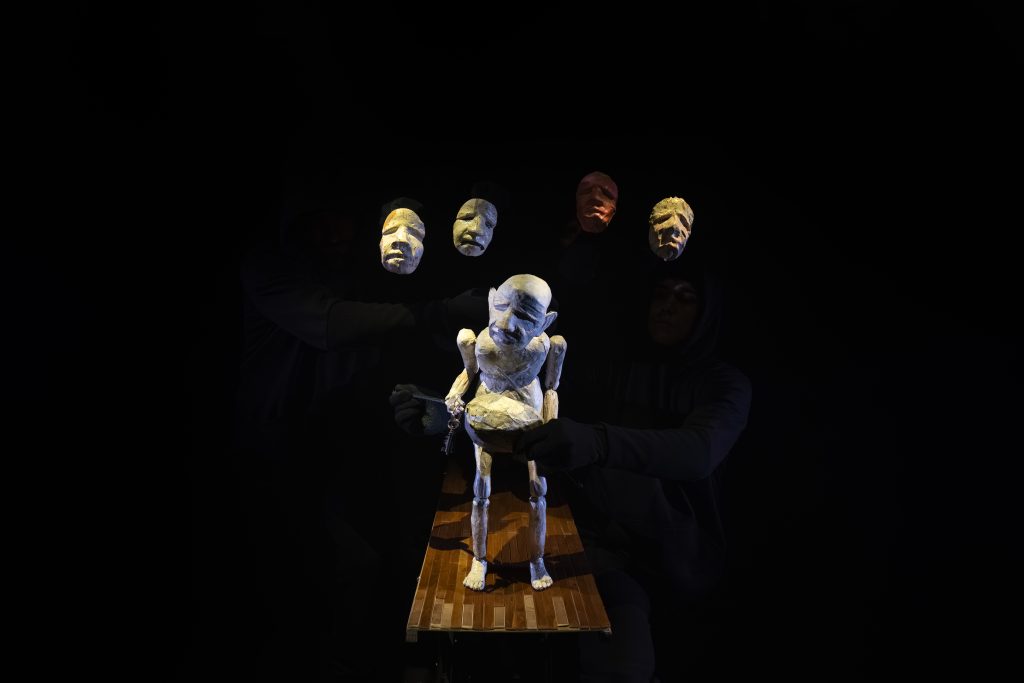 ¿Qué ocurre cuando recordar deja de ser posible?: Silencio Blanco estrenará la obra de marionetas "Cabeza de Elefante" 2 Copia de CabezaDeElefante 003 ©Johan Karlsson